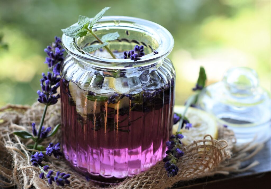 lavender, lavender syrup, sugar-4355523.jpg